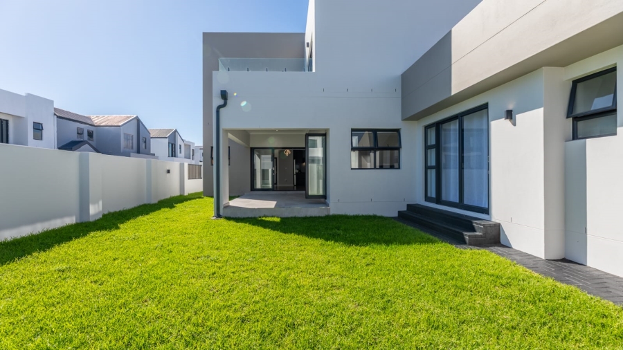 4 Bedroom Property for Sale in Sandown Western Cape